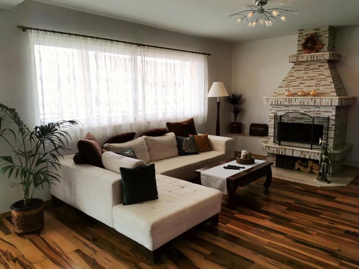 Apartments Deak Макарска Экстерьер фото